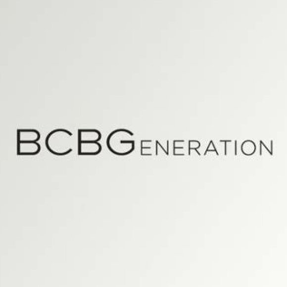 BNWT BCBGeneration Flowing Soft Print A-Frame Maxi Dress Elegant Beach Size XXS - Picture 2 of 2